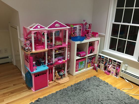 barbie dollhouse storage 